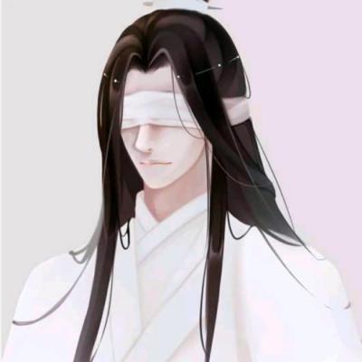 当事人回应泼水节被强拉开车门喷水